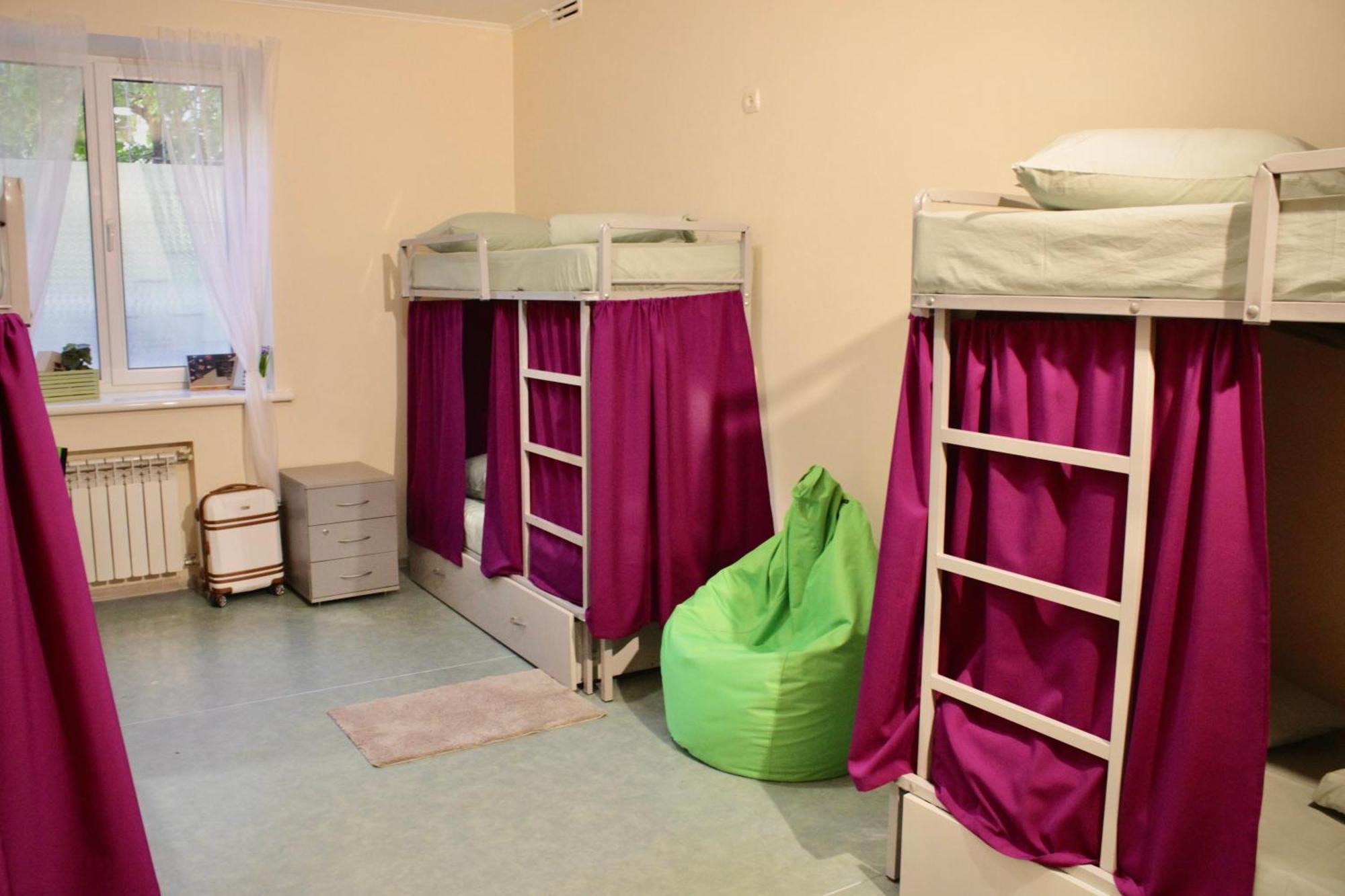 Demeevsky Hostel Kiev Buitenkant foto