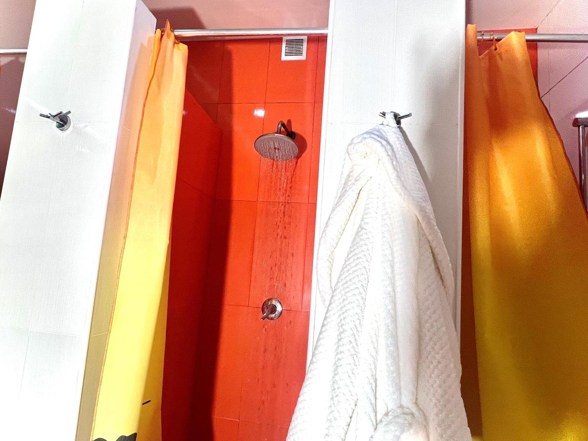 Demeevsky Hostel Kiev Buitenkant foto