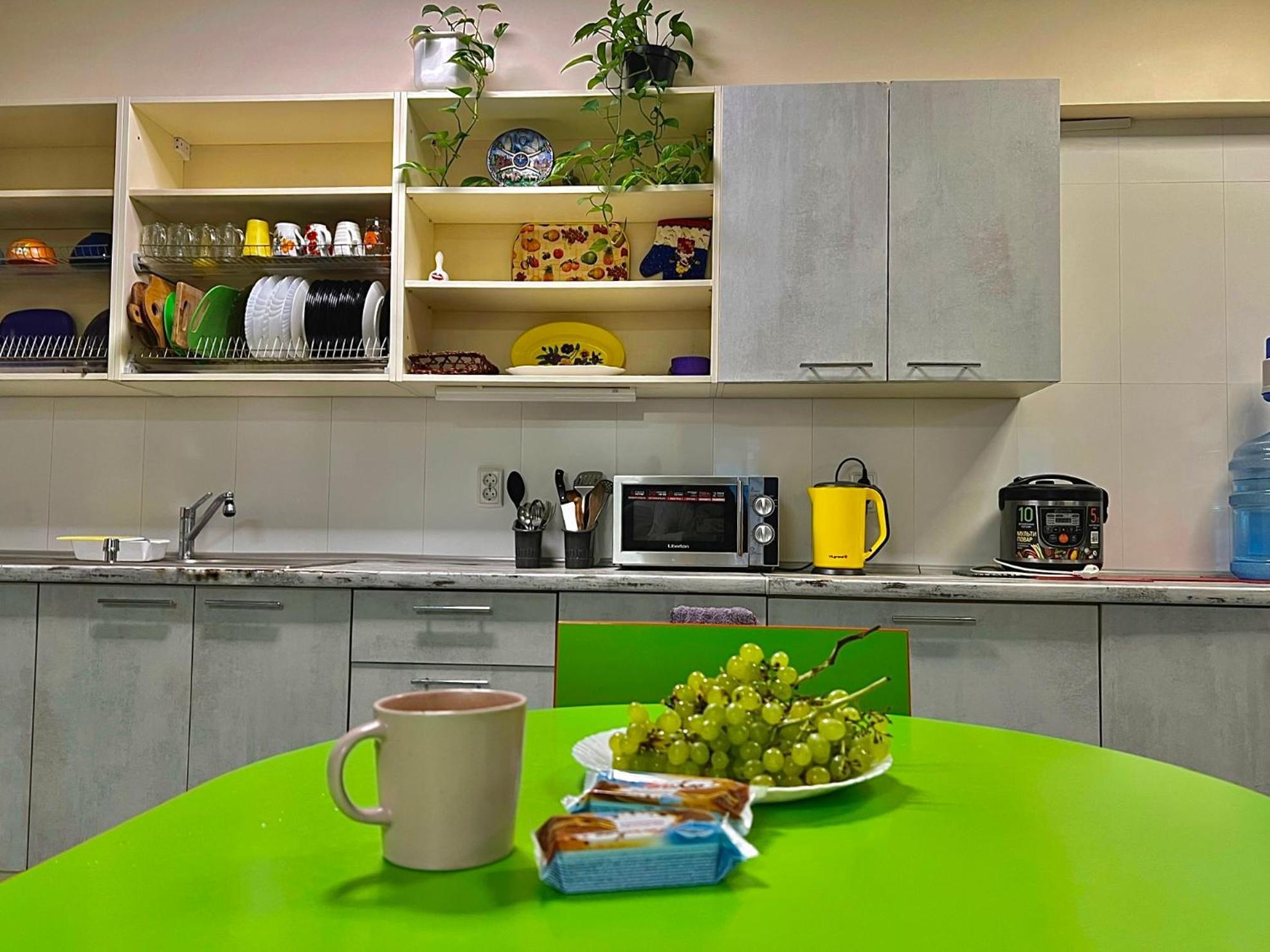 Demeevsky Hostel Kiev Buitenkant foto